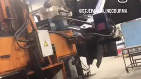 Welding robot