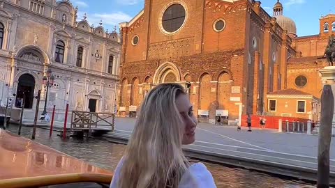 Women in Venice