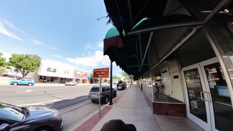 Walking in downtown Roswell (part1)