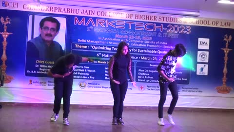 CPJ Collage के MARKETECH 2023 Program में लड़की ने किया ताबड़-तोड़ डांस