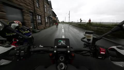 Incredible Road race start in isle of man