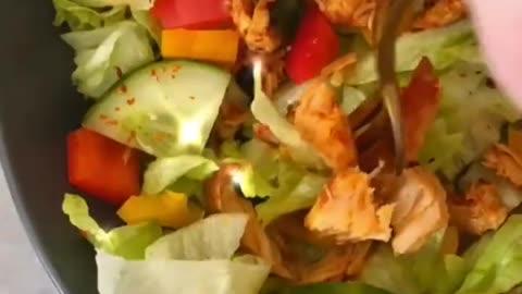 Easy Chicken Salad 🥗 _ Weight loss lunch ideas #diet #shorts #healthyfood #protein