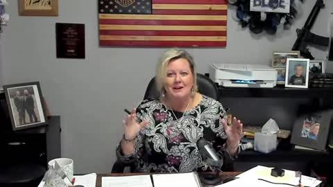 Lori discusses Parents vs. School Board Continues, Judge Halts stop of Title 42 and much more!