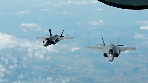 US F-35s fly over the Baltics