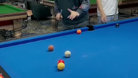 Professional billiard player... Let's learn