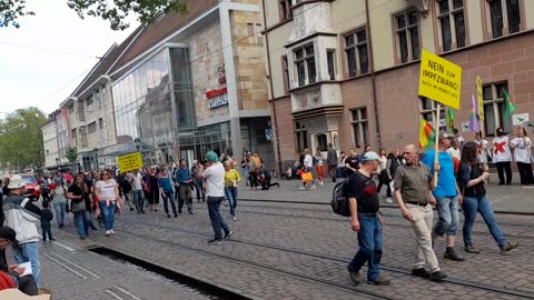 Demonstration der Corona-Maßnahmen-Gegner am 07.05.2022 in Freiburg, https://t.me/damals_wie_heute_fuer_immer