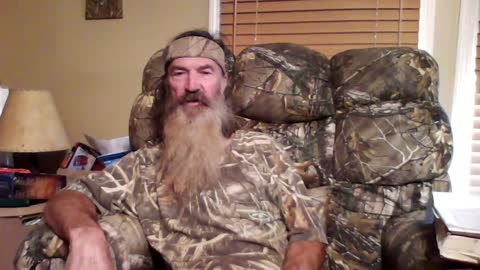 DUCK DYNASTY Phil Robertson Discusses Trump, Patriarchy, Race and Fake News (#44)
