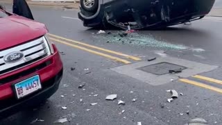 Illinois: Verbal altercation between two women at a gas station leads her flipping her truck!😁