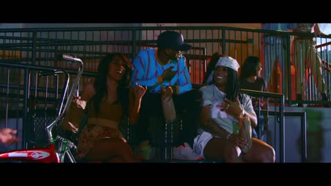 DaniLeigh - Lil Bebe (Official Video)