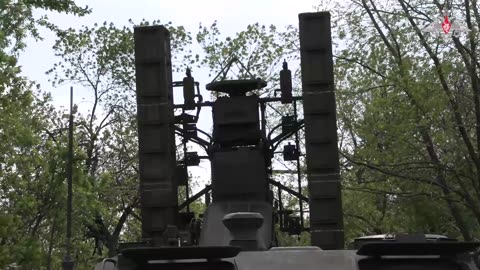 Video of the Russian Army's Strela-10 SAM system in operation