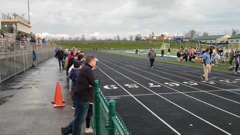 4.6.22 - Girls 4x400m Relay @ Walton Verona