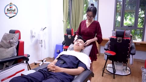 Very good massage service from barber shop girl full of happy virus