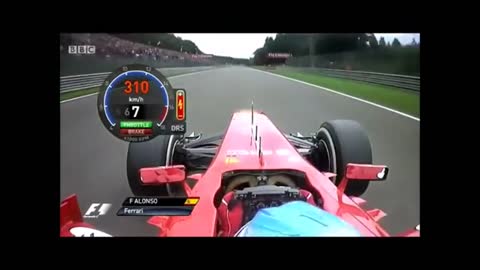 Fernando Alonso Overtakes Lewis Hamilton at Belgium 2013
