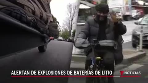 En video: una bicicleta eléctrica explota en Nueva York #Shorts | Noticias Telemundo