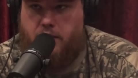 Luke Combs Started Music on Vine - Joe Rogan |