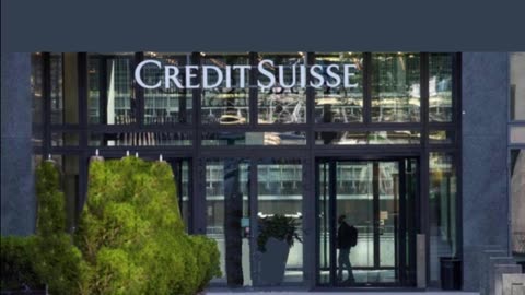 Queda de 24% nas ações do Credit Suisse após desistência de investimentos de acionista principal.