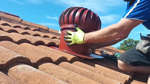 How to install a spinning Vent on a tiled roof