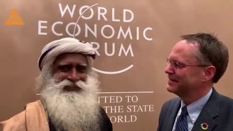L'Indiano Sadhguro durante una riunione del WEF afferma...