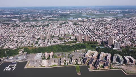 [8K UHD] NYC Helicopter Tour (Manhattan, Central Park, Statue of Liberty)