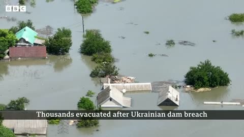 Ukraine war_ Floods hit Kherson after huge dam destroyed – B