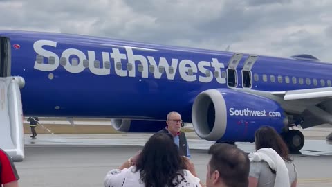 Southwest Flight Makes Emergency Landing After Cabin Fills With Smoke
