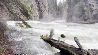 Absolutely Incredible Benham Falls Zone – Deschutes River – Central Oregon – 4K