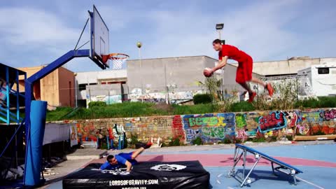 World's Best Basketball Freestyle Dunks - Lords of Gravity in 4k