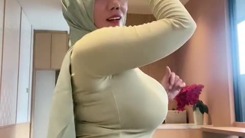 Hijaber Big Boobs, Boobs