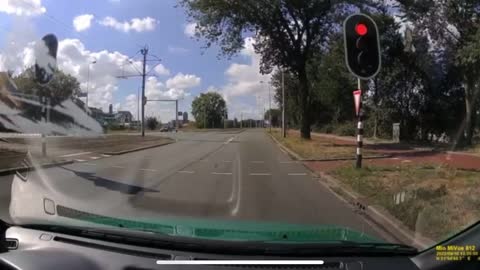 Idiot tries to take over in LEFT TURN LANE ... see instant karma !