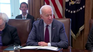 Biden bans Russian oligarchs from travel to U.S.