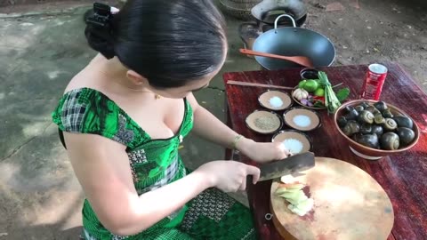 78 AMAZING COOKING Steamed Snall with Citronella