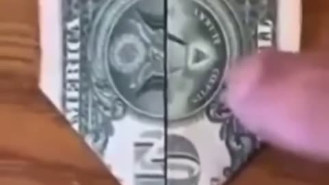 What symbolism do you notice on this? US Federal Reserve Notes - 9/11 Sequence of Events