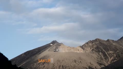 Volcanic Lightning - WTF Weather