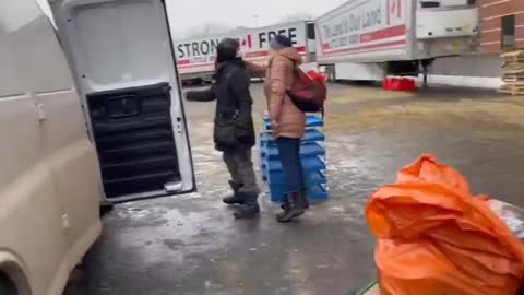 Polish Women Bring Food To The Freedom Convoy Heroes