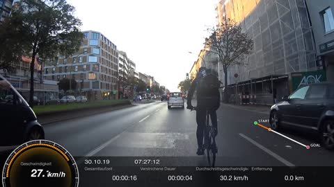 Angry Driver Nearly Sideswipes Cyclist In Berlin