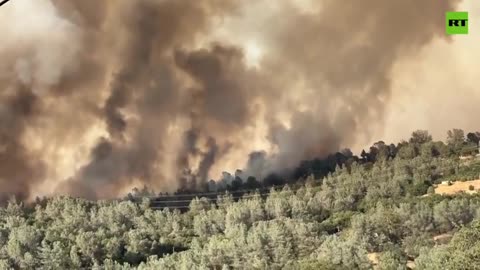 Thousands evacuated amid wildfires in Northern California