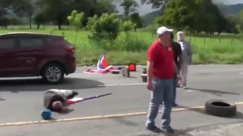 Two Eco-Activists Shot for Blocking a Road in Panama - Warning Graphic Content