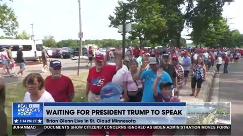 Mile Long Line for Trump Rally in Minnesota