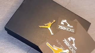 750Kicks Unboxing: Jordan 1 Low Shadow Grey with @dogukanbeyaz - Style Outfits Kicks Sneaks Girl J1S