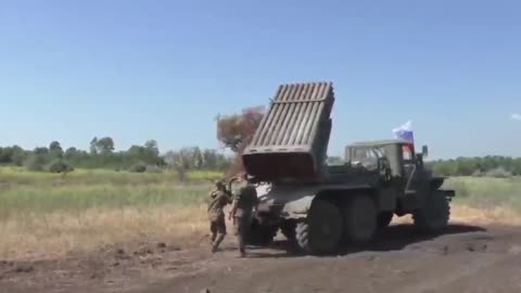 The artillery unit of the 9th regiment of the NM of the DPR continues to strike