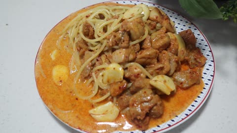 Spaghetti with chicken