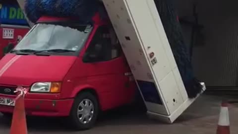 Funny Car wash, Van GOT STUCK IN CAR WASH BRUSH