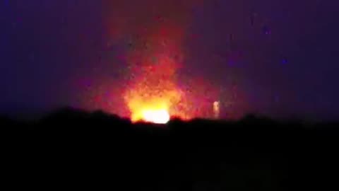 Colossal explosion near Oxford in the UK illuminated the night sky with a spectacular fireball