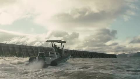 San Andreas 2015 hollywood movie tsunami scene
