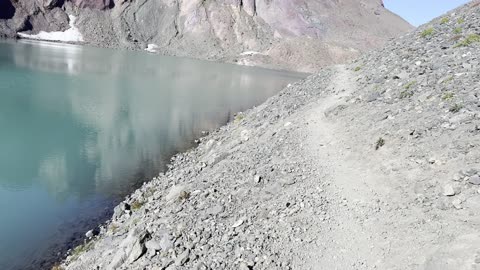 Exploring the EPIC Shoreline Trail of No Name Lake & Broken Top – Alpine – Central Oregon – 4K