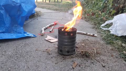 Bow drill fire making