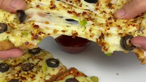 Quick and Easy Mini Pizza Recipe