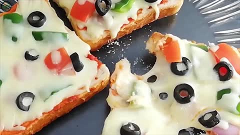 How to make delicious Bread Pizza in 15 mins : )