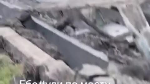 The Russian Armed Forces yesterday bombed a bridge in Gulyaypol, Zaporizhzhya region.