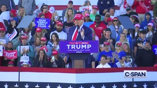 Lawrence Taylor and O.J. Anderson of NY Giants speak for TRUMP during Wildwood New Jersey rally,